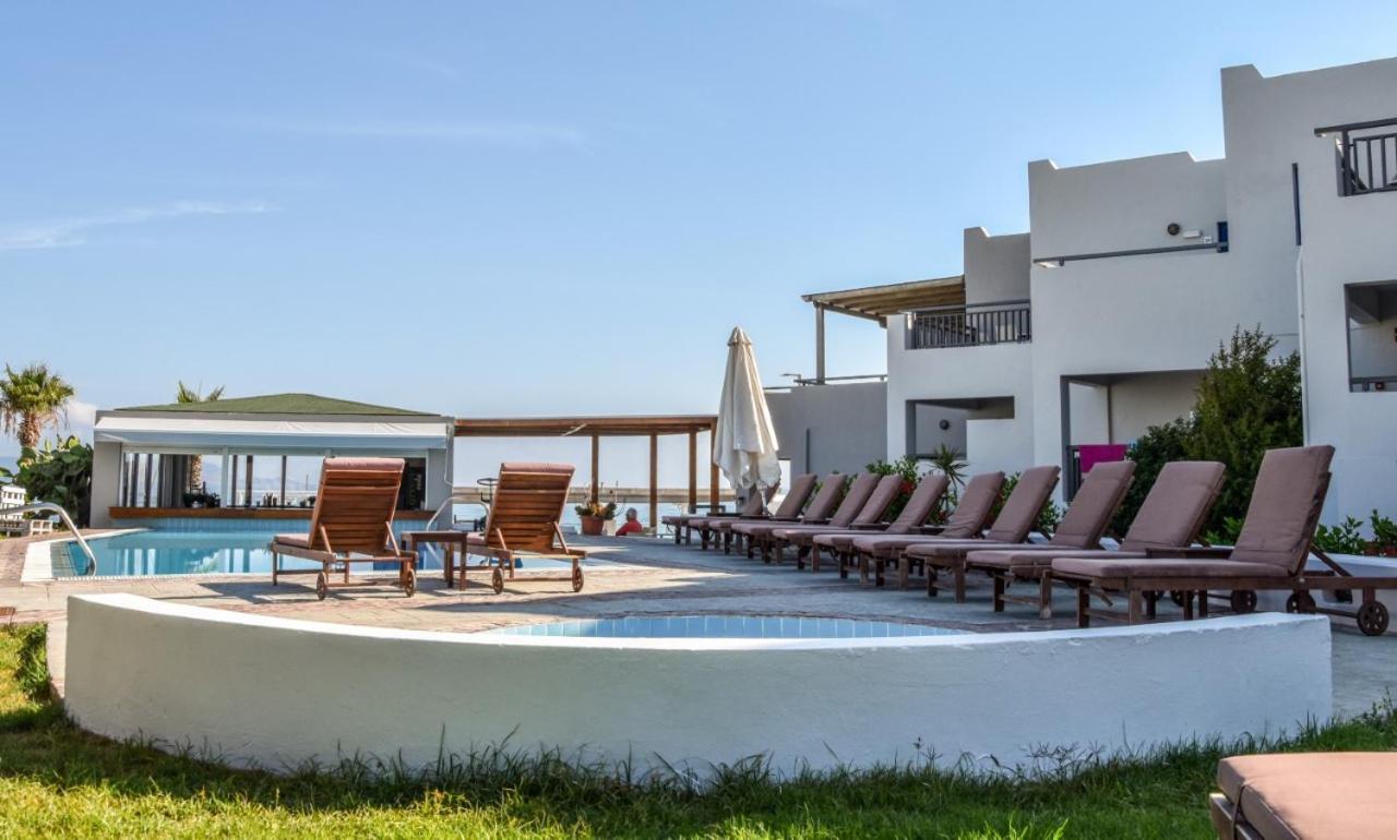 Yria Beach Hotel Kokkini Hani Екстер'єр фото