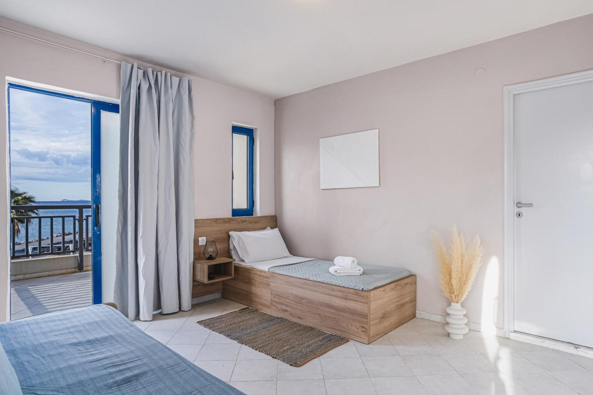 Yria Beach Hotel Kokkini Hani Екстер'єр фото